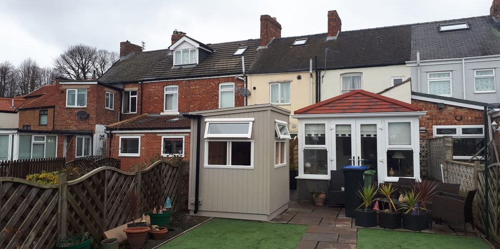 Custom shaped garden room